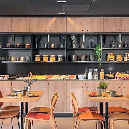 Ibis Styles 3*