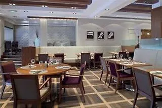 宜必思时尚福特奈酒店 酒店